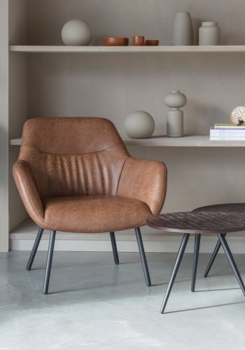 WHITE LABEL LIVING Dude lenestol, m. armlen - vintage brun PU og stl