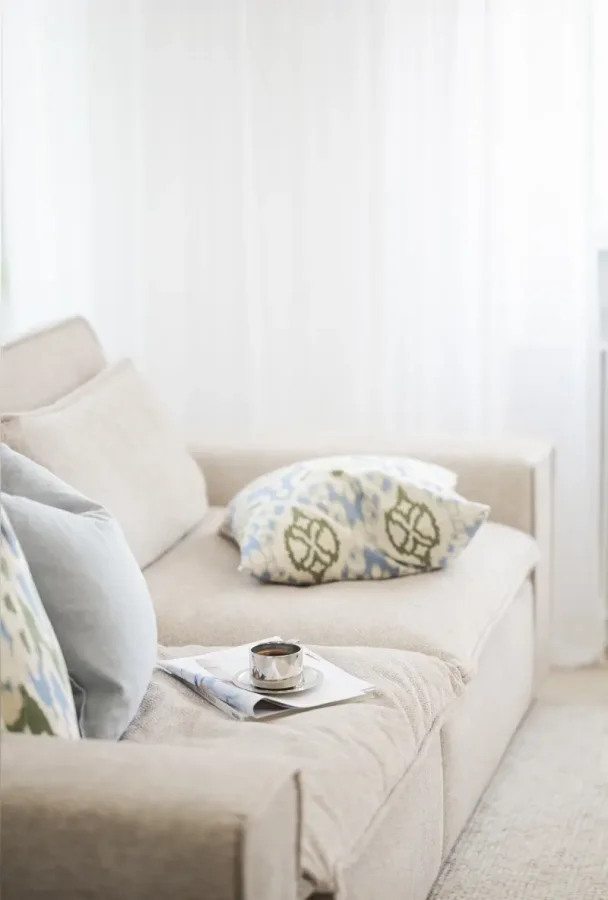 ROWICO Rawlins 3 pers. sofa, m. 4 puter - beige stoff