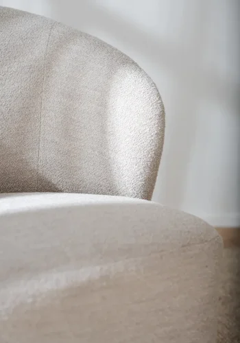 ROWICO Roselawn svingstol - lys beige stoff