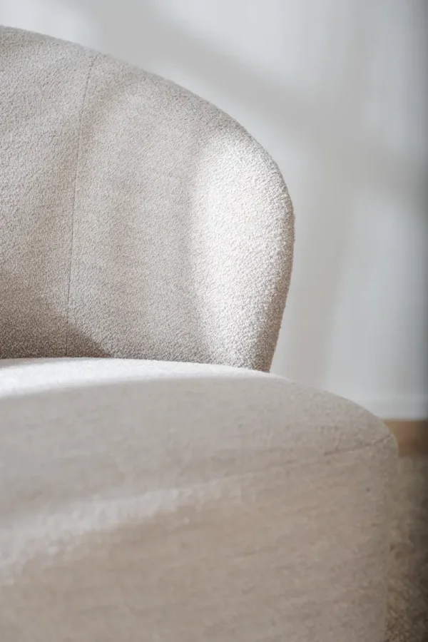 ROWICO Roselawn svingstol - lys beige stoff