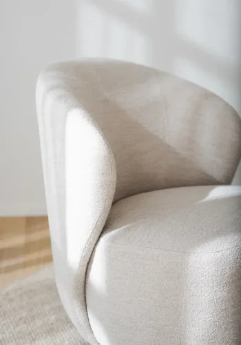 ROWICO Roselawn svingstol - lys beige stoff