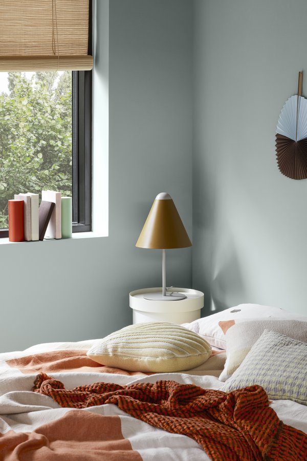 BROSTE COPENHAGEN Nobuko Buchstütze - Verkehrsrotes Eisen