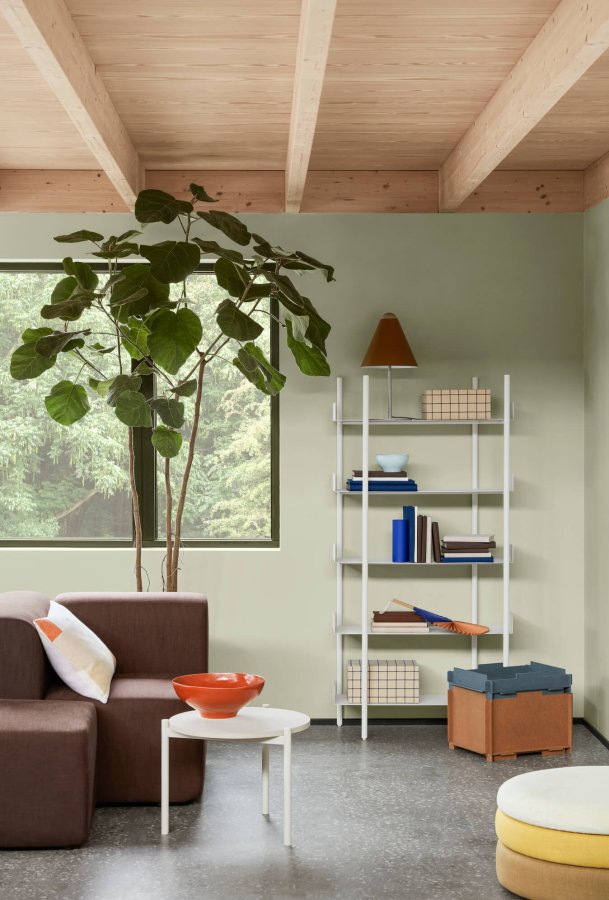 BROSTE COPENHAGEN Stacie Tablett, stapelbar – blaues MDF (34x44)