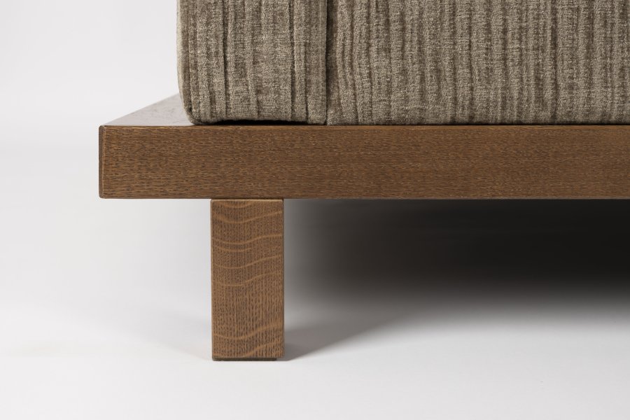 ZUIVER Blossom 4,5-manns sofa - mosestoff og eik