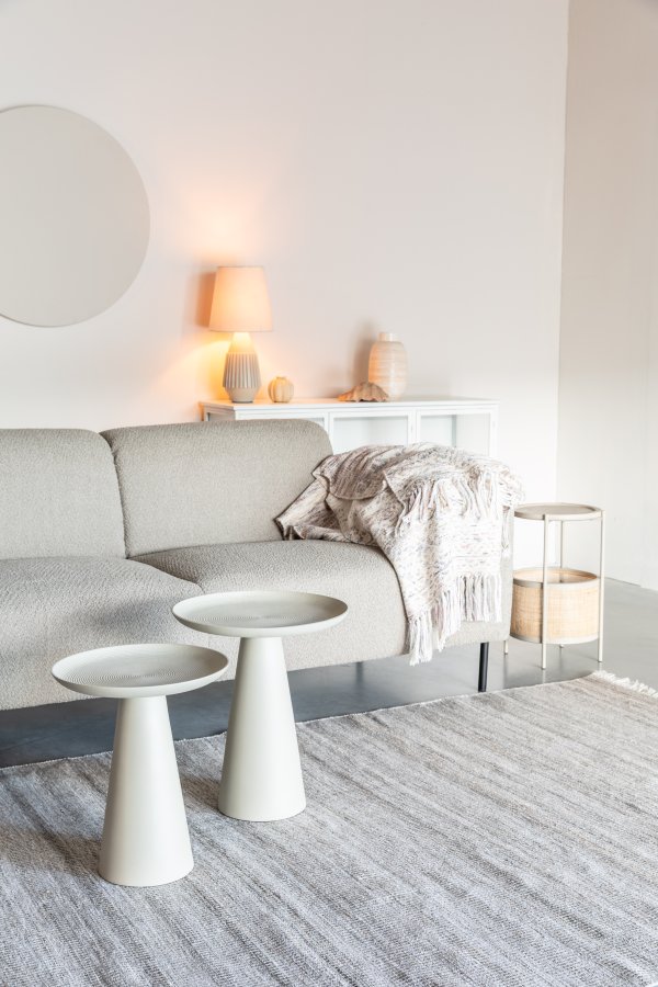 WHITE LABEL LIVING Sylvia 2,5-Sitzer-Sofa – Echtstoff