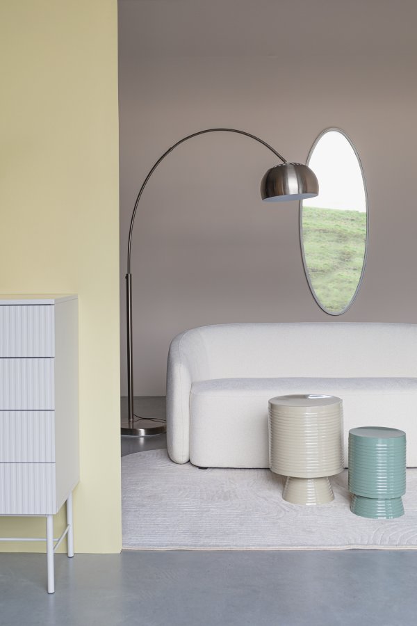 WHITE LABEL LIVING lenestolsofa - hvit polyester og furu