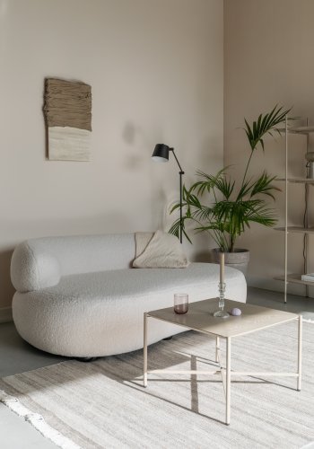 WHITE LABEL LIVING Noxx sofa - hvit polyester og MDF