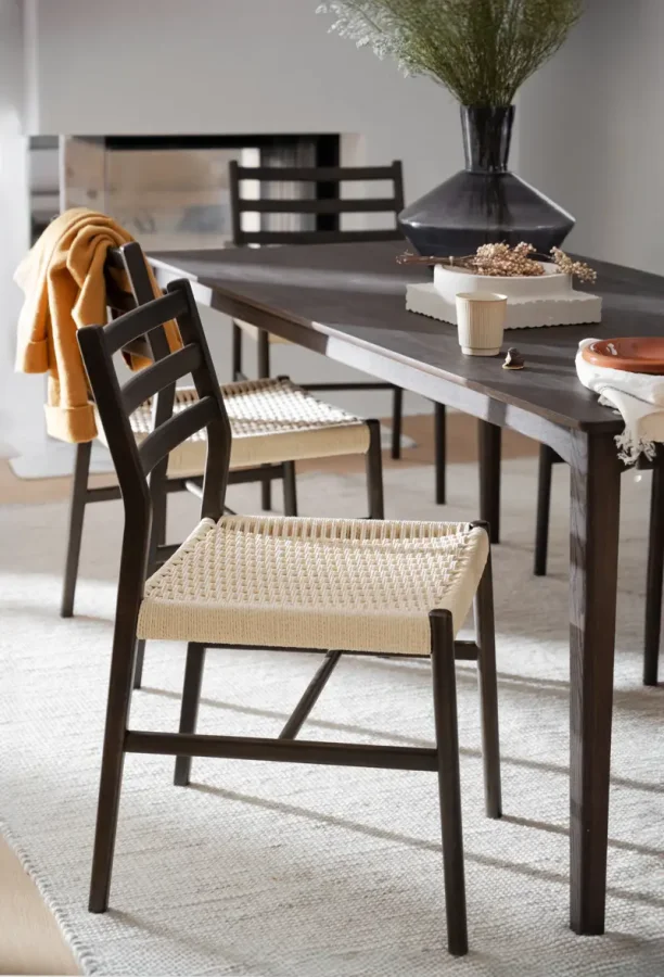 ROWICO Harlan spisestuestol - lys beige papirsnor og brun eik