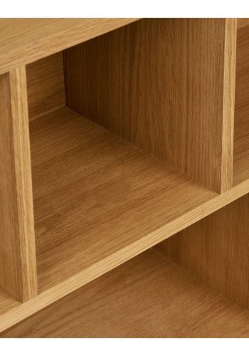 HOUSE NORDIC�Oshawa bogreol, m. 9 rum - natur egefiner og eg