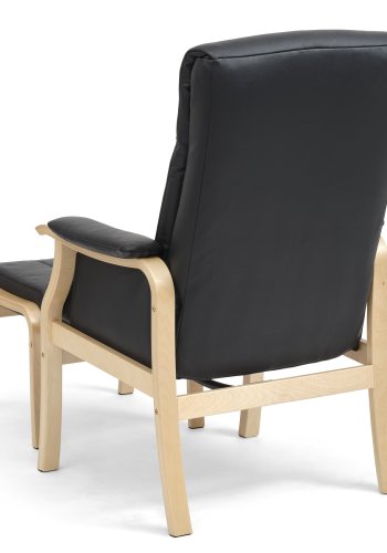 Oxford Relaxsessel, inklusive Fußhocker – schwarzes Kunstleder und Naturholz