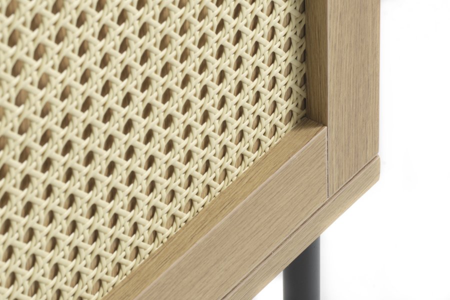 Pensacola-skap, med 2 drer og 2 hyller - naturlig polyrattan/eik melamin og svart metall