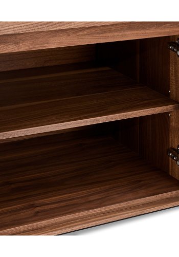 Tokyo Stor skjenk, med 4 drer og 4 skuffer - brun valntt (205x45)
