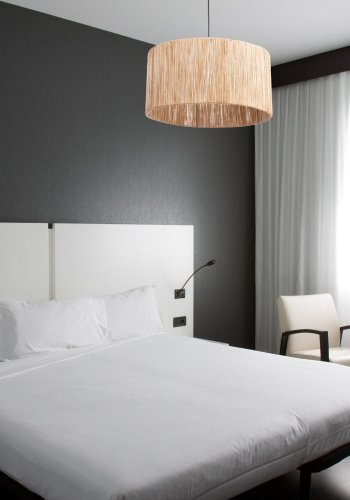 LUMI Cane taklampe, justerbar hyde - naturlig jute og metall