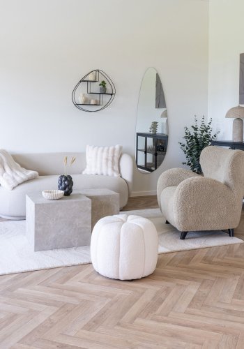 HOUSE NORDIC Galena pyntepute, firkantet - hvit polyester fuskepels (45x45)