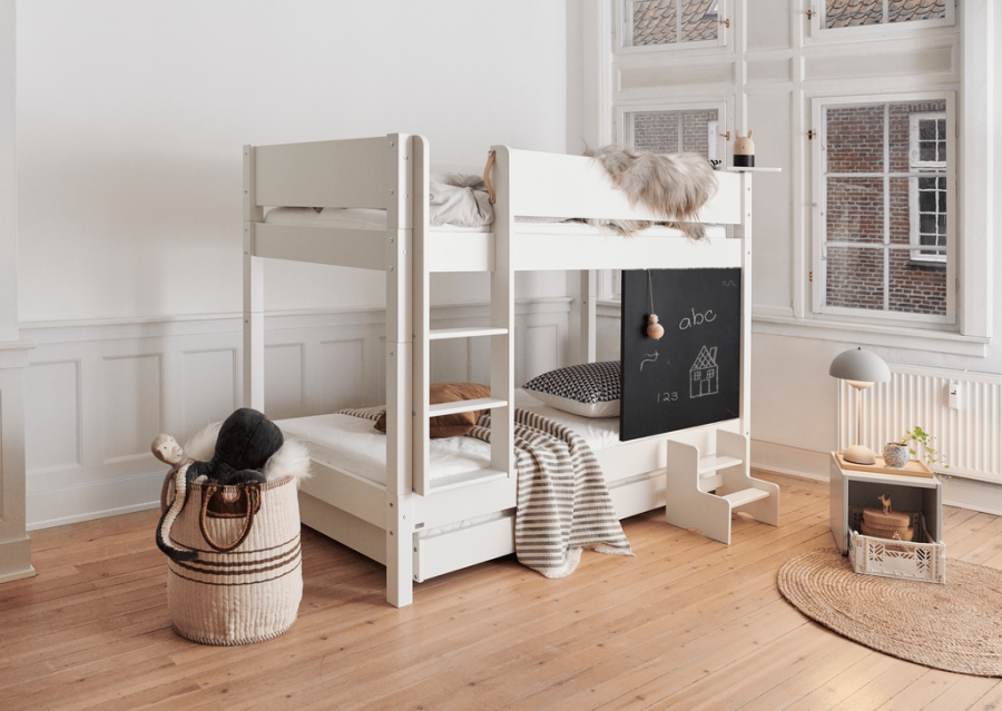 Manis-H&nbsp;Frigg K�jeseng seng med classic sengehest - 160 cm&nbsp;-&nbsp;90x160