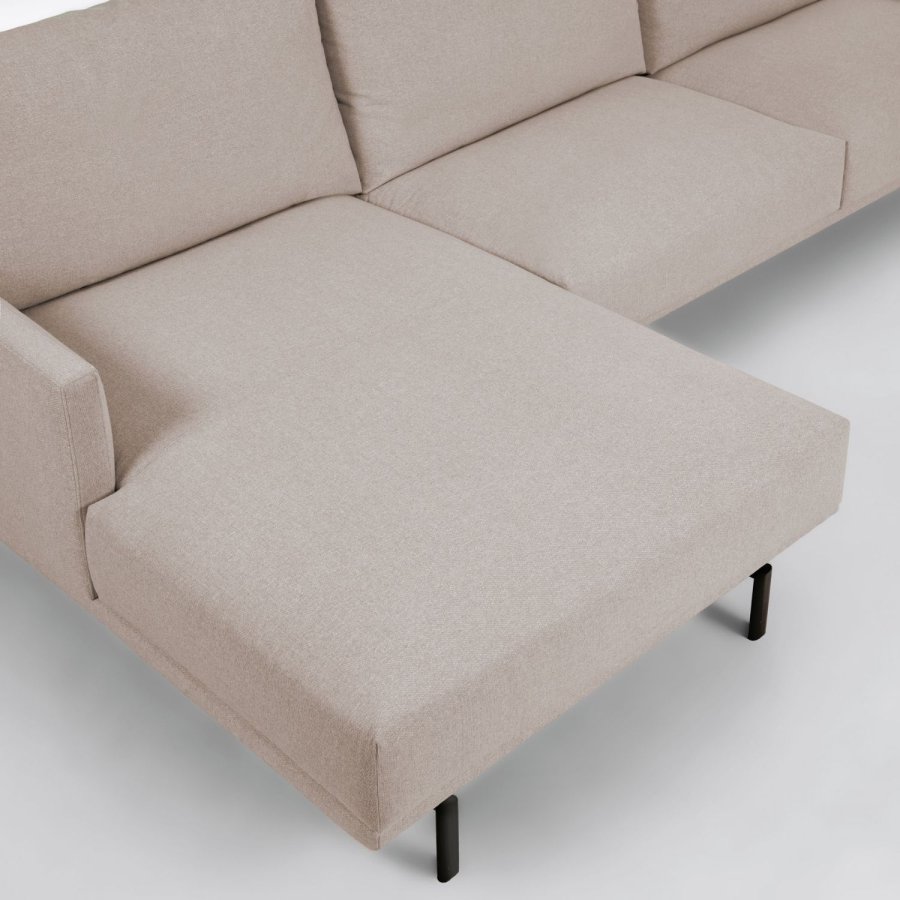 KAVE HOME Galene 3-manns sofa, med venstre sjeselong - beige resirkulerte fibre og jern
