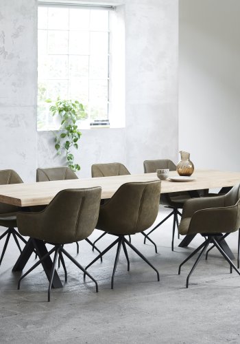 Anna spisebordstol, med armlener og svivel - vinter mosegrnt kunstskinn og sort metall