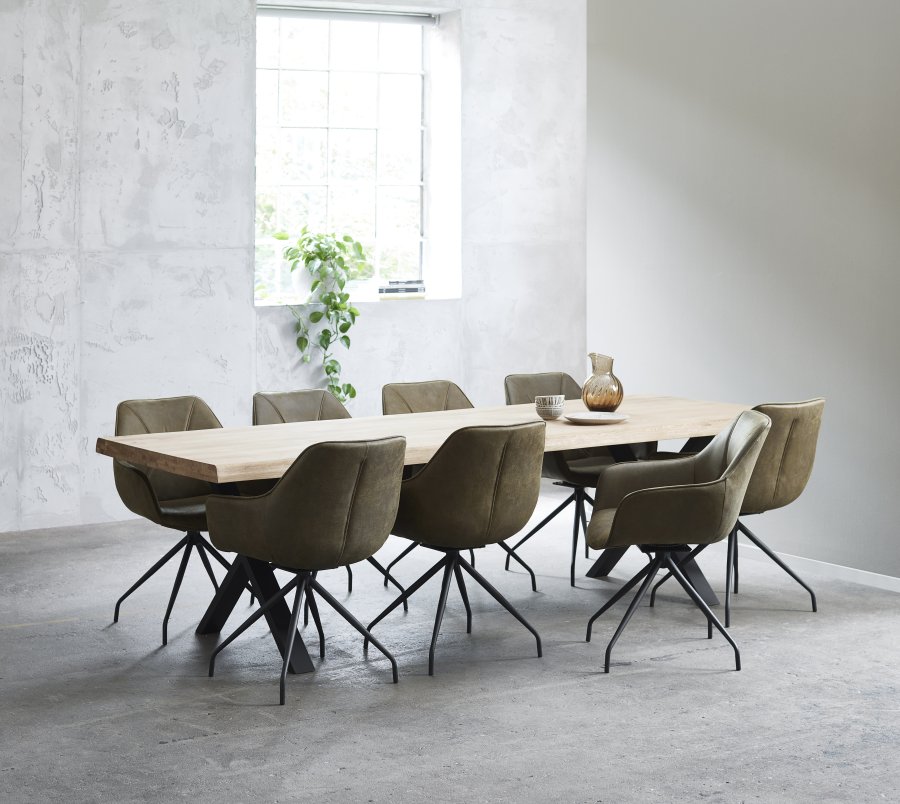 Anna spisebordstol, med armlener og svivel - vinter mosegrnt kunstskinn og sort metall