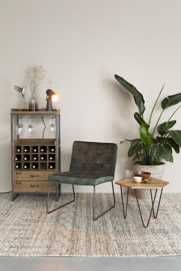 WHITE LABEL LIVING Edgar barskap, m. 2 skuffer - brunt grantre og jern