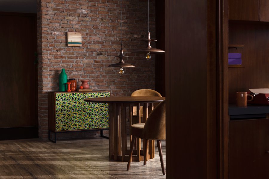 DUTCHBONE Meena skjenk, m. 2 drer og 1 hylle - flerfarget og brunt mangotre