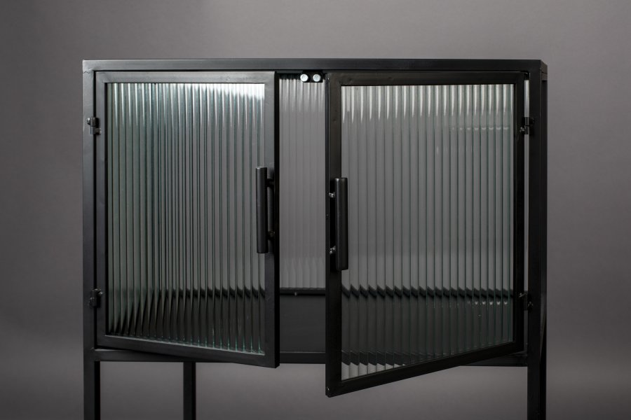 DUTCHBONE Wohnzimmerschrank S, mit 2 Türen und Regalen – Glas und schwarzes Eisen
