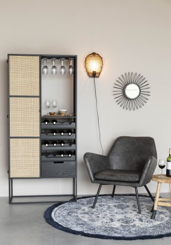 WHITE LABEL LIVING Guuji Hyt vinskap, m. 1 dr og hyller - rotting og svart jern