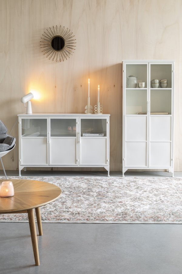 WHITE LABEL LIVING Miya Hyt vitrineskap, m. 2 drer og hyller - glass og hvitt jern