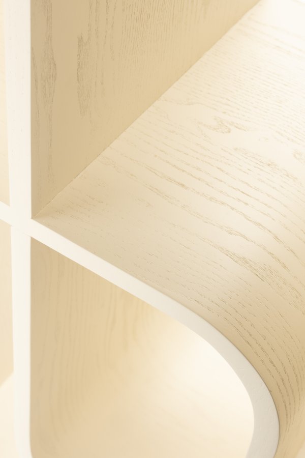 ZUIVER Seven bokhylle - beige eikefiner