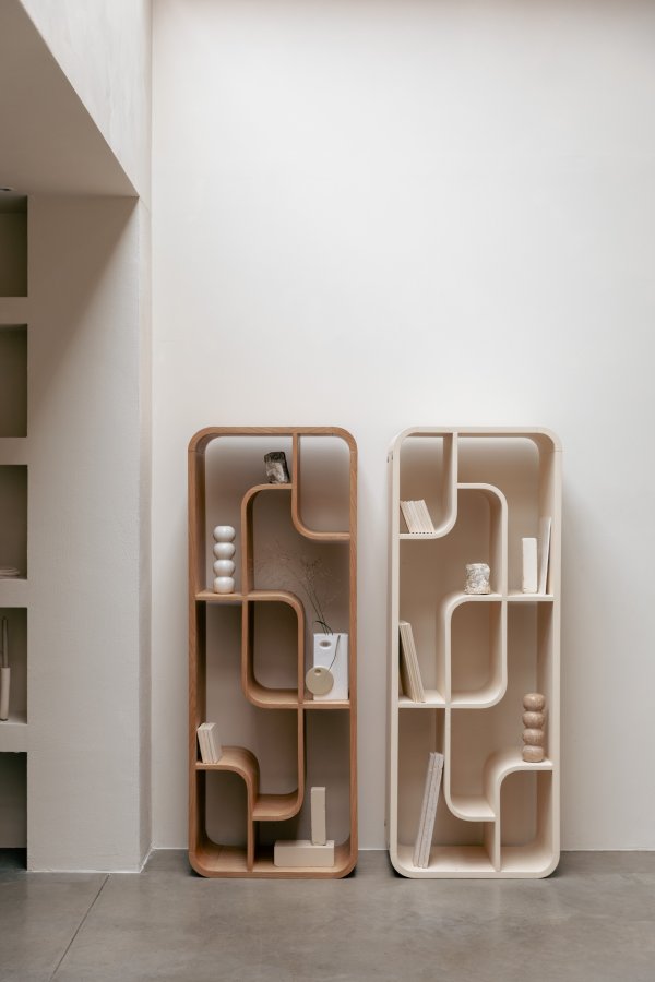 ZUIVER Seven bokhylle - beige eikefiner