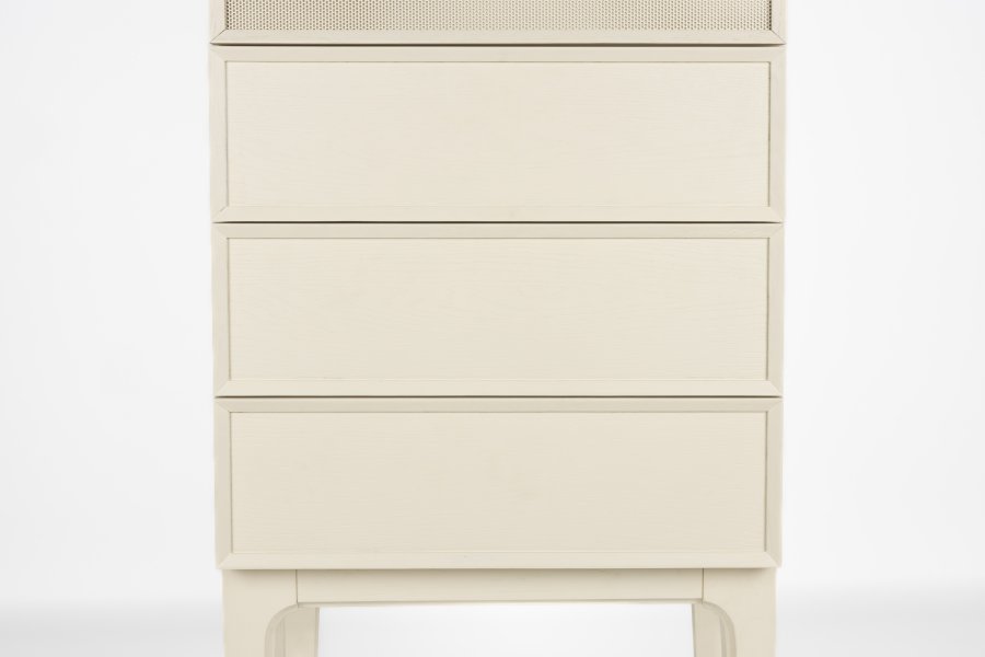 ZUIVER juniskap, m. 1 nettingdr, 1 hylle og 3 skuffer - beige metall og tre