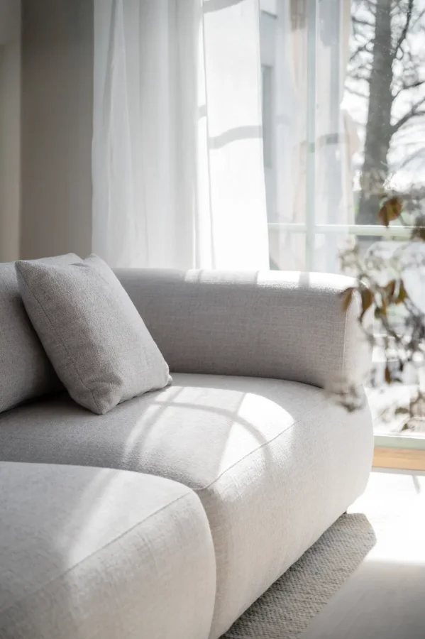 ROWICO Falkner soffa 3-sits ljusbeige tyg Oscar #1 (c3)