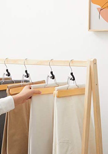 SONGMICS buksehenger, sklisikker, kromkrok 360 grader roterende - naturlig tre (sett med 12)