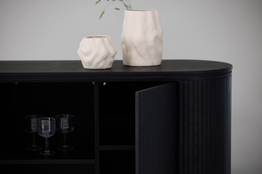 VIND KOLLEKSJON Fjllbacka skjenk, m. 2 drer og hyller - svart eikefiner/MDF (160x48)