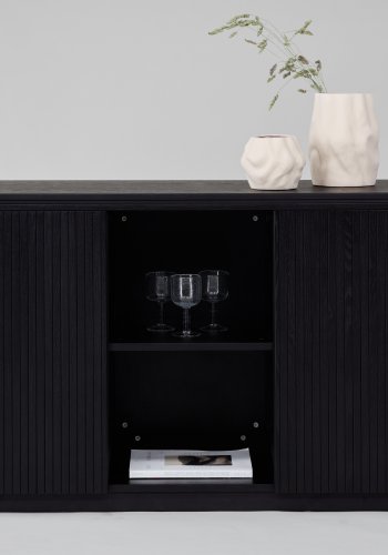 VIND KOLLEKSJON Fjllbacka skjenk, m. 2 drer og hyller - svart eikefiner/MDF (160x48)