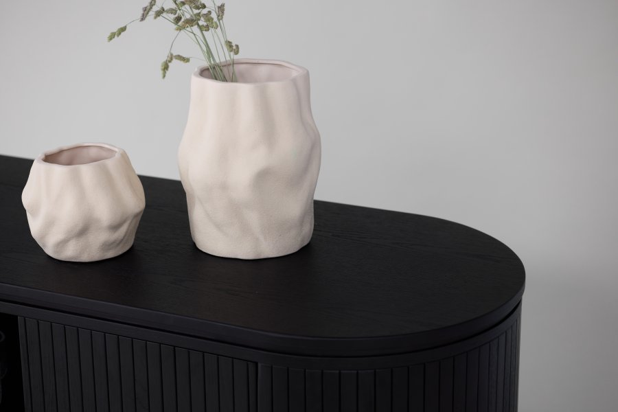 VIND KOLLEKSJON Fjllbacka skjenk, m. 2 drer og hyller - svart eikefiner/MDF (160x48)