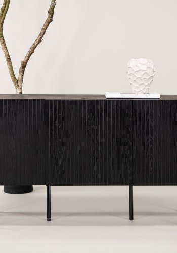 VIND KOLLEKSJON Björkön skjenk, m. 3 drer og 2 hyller - svart finer og sort stl (150x42)