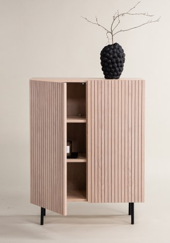 VIND KOLLEKSJON Bjrkn Hyskap, m. 2 drer og 3 hyller - hvitkalket finer og sort stl