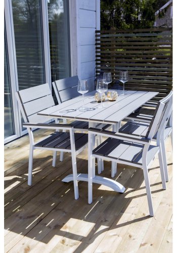 VENTURE DESIGN Levels hagestol, med armlener - gr i tre og hvit aluminium