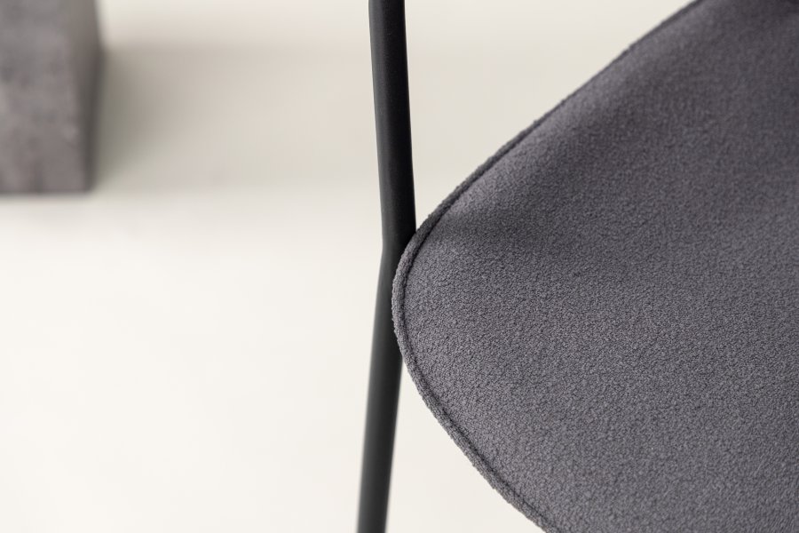 VIND COLLECTION Klädesholmen spisebordsstol, m. armlener - mrkegr boucléstoff og sort stl