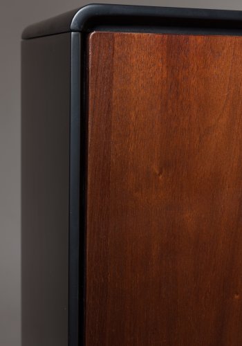 DUTCHBONE Juju Sideboard, niedrig, mit 3 Türen, 2 Regalen, 1 Schublade – braunes Walnussfurnier/Eschenholz und schwarzes Furnier