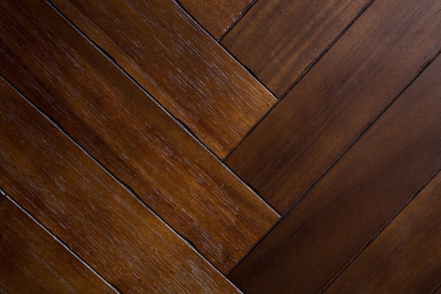 DUTCHBONE Klasse skjenk, lav, m. 4 drer og 2 hyller - brun fiskebein MDF og gull stl