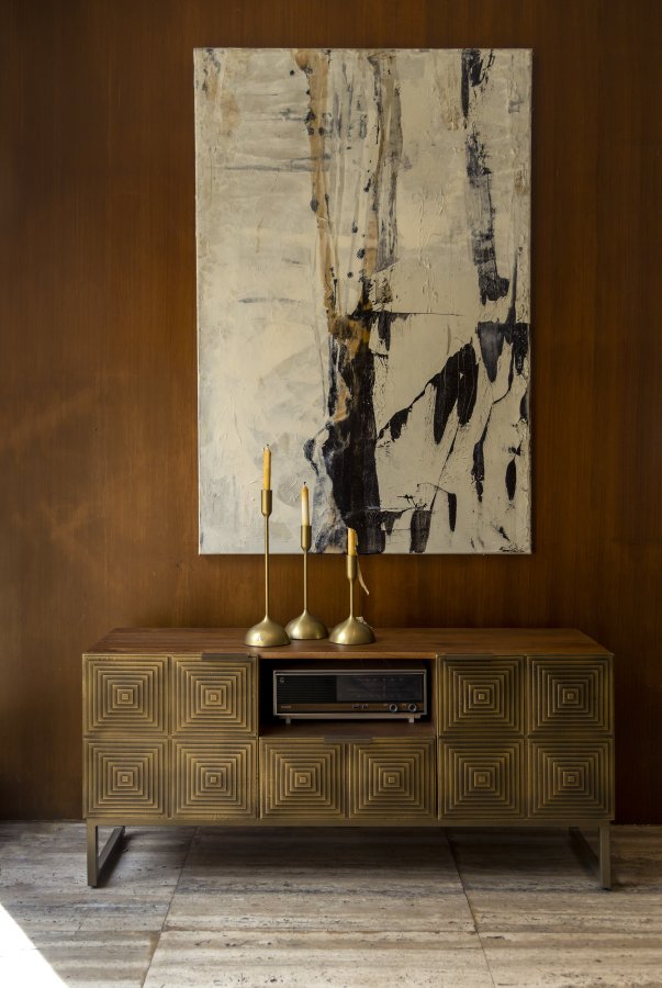 DUTCHBONE Volan TV-bord, m. 2 drer, 1 rom og 1 skuff - brunt og gull mangotre og jern