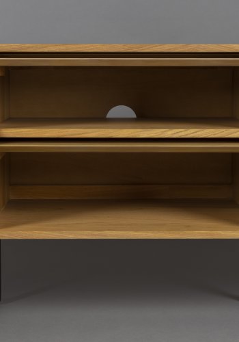 DUTCHBONE Class TV-Tisch, niedrig, mit 4 Türen und Regalen – natürliche Fischgräteneiche und schwarzer Stahl