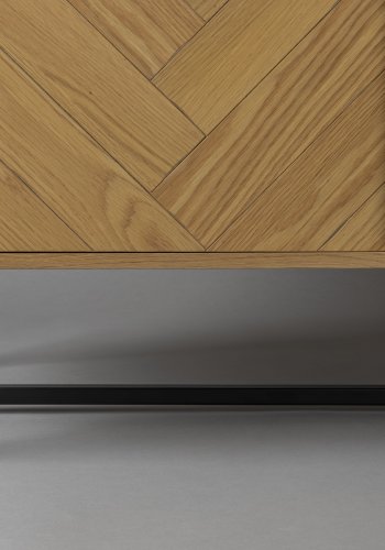 DUTCHBONE Klasse skjenk, hy, m. 2 drer og 3 skuffer - naturlig fiskebein eik og sort stl