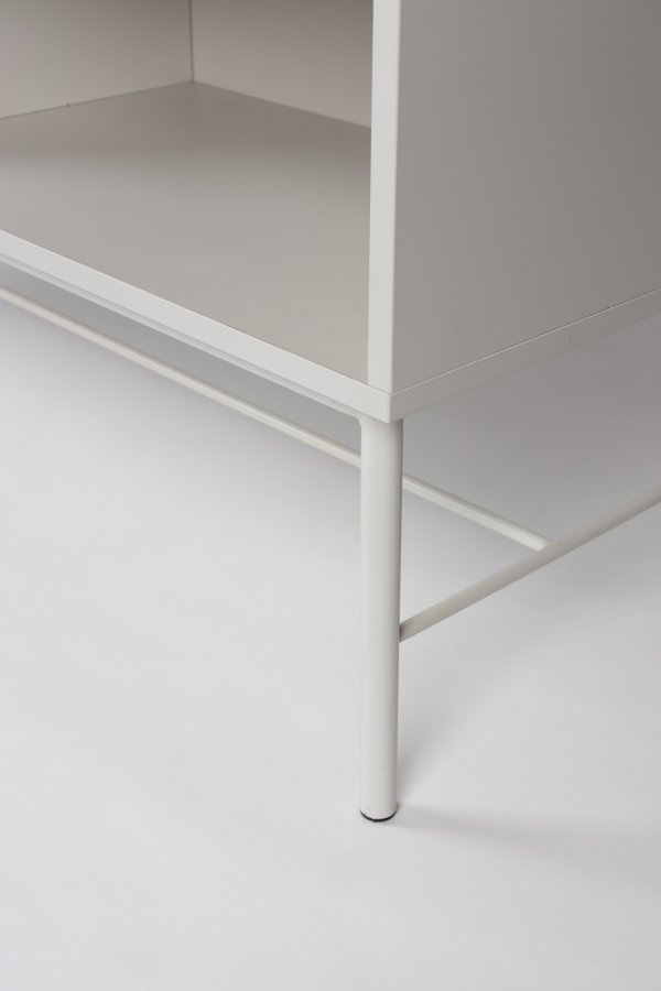 WHITE LABEL LIVING Cayo hy skjenk, m. 1 dr og 2 hyller - hvit MDF og hvitt jern