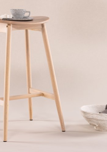 VIND KOLLEKSJON Orust barstol, med fotsttte - hvitkalket gummitre