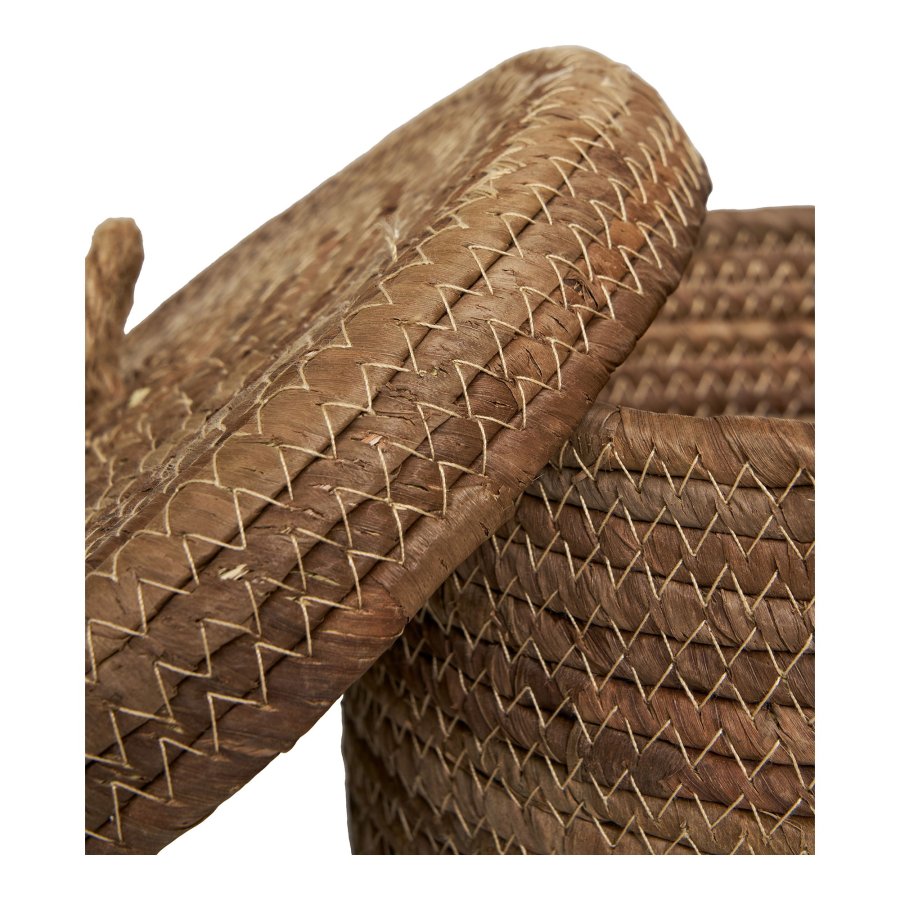 HOUSE NORDIC Desio-kurv, med lokk, rund - naturlig bananflettet (sett med 2)