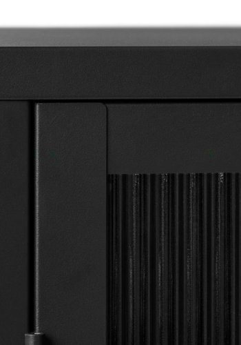 Bronco-Glasvitrine mit 2 Türen und Regalen – geriffeltes Glas und schwarzes Metall (H: 140)