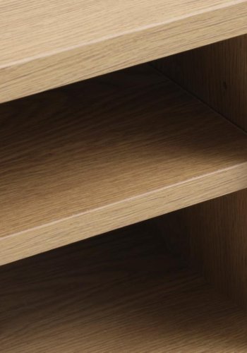 Pensacola TV-bord, med 2 drer og 1 hylle - naturlig eik melamin og polyrattan (120x40)