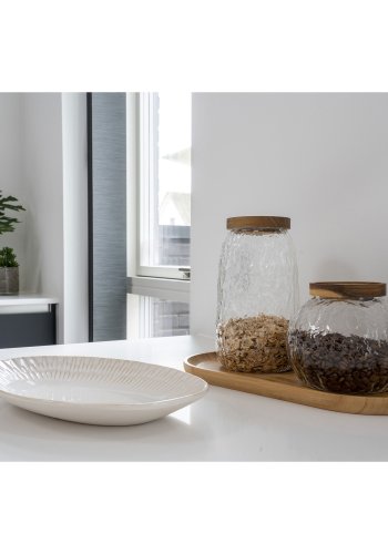 HOUSE NORDIC tallerken, organisk - hvit keramikk (30,5x20,3x3,8)